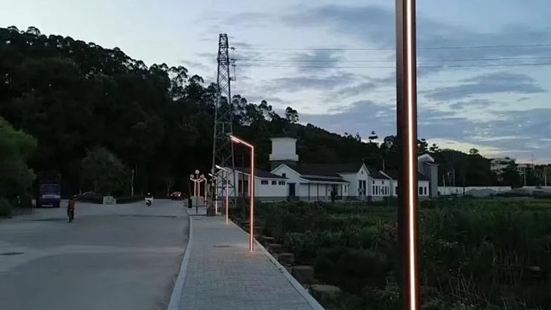 小型办公室照明：定制化方案的关键考量**